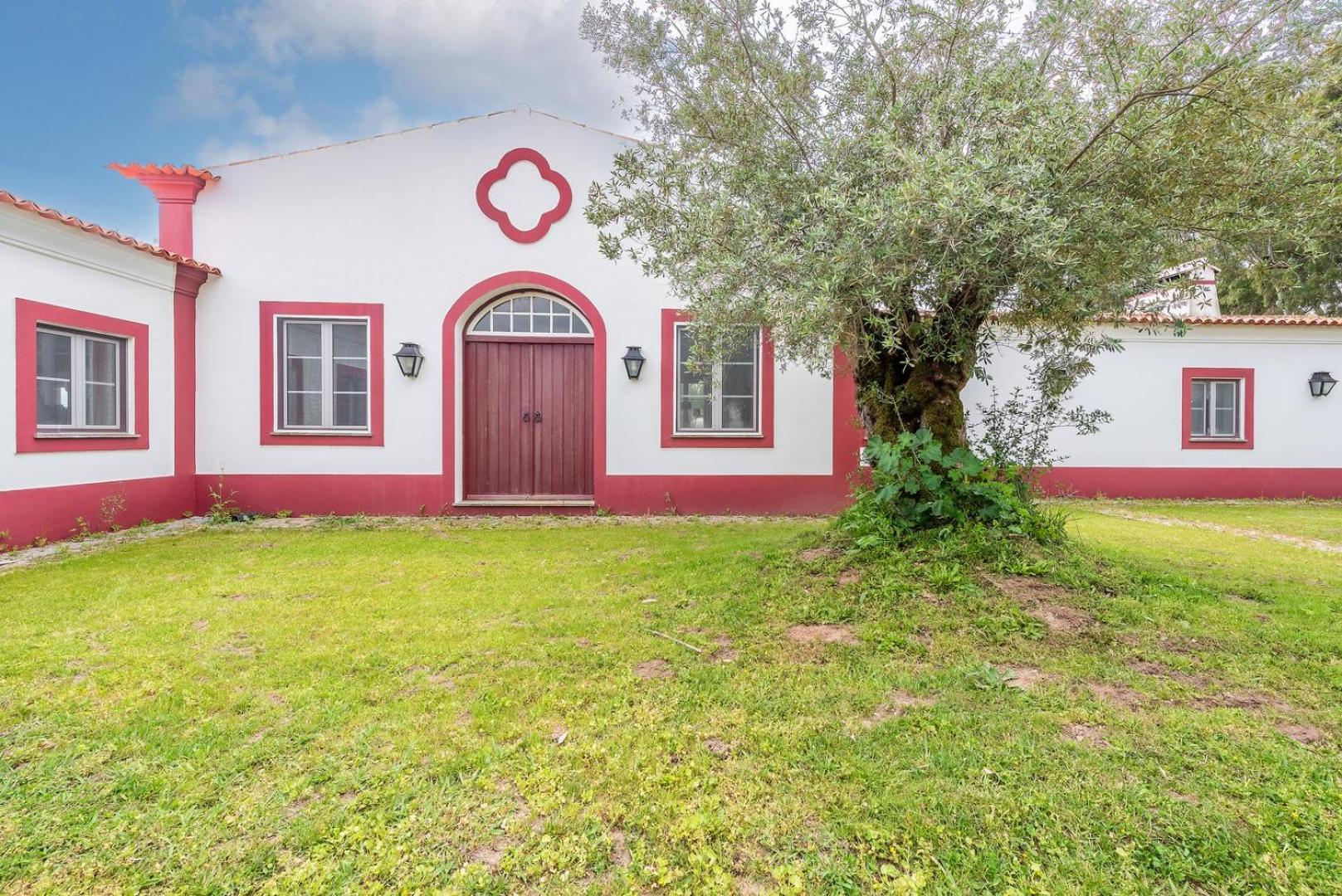 הוילה מונטרמור-או-נובו Stunning Mansion In Sao Cristovao מראה חיצוני תמונה